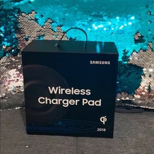 2018 Samsung wireless charger works on any phone
